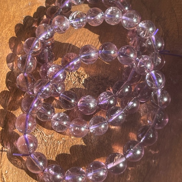 Jewelry - Amethyst Beaded Bracelet with Rainbows